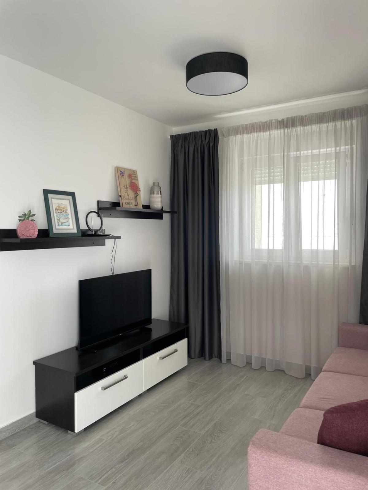 Apartment Sea&Sun Trogir Bagian luar foto