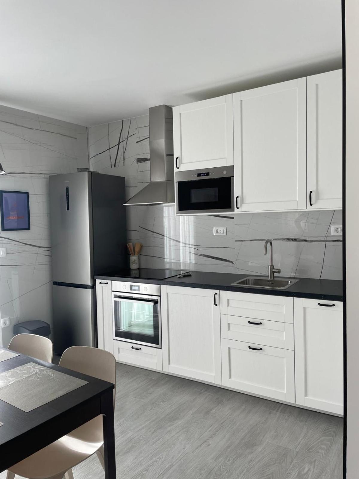 Apartment Sea&Sun Trogir Bagian luar foto