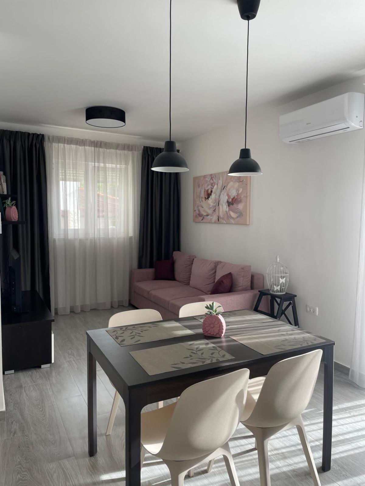 Apartment Sea&Sun Trogir Bagian luar foto