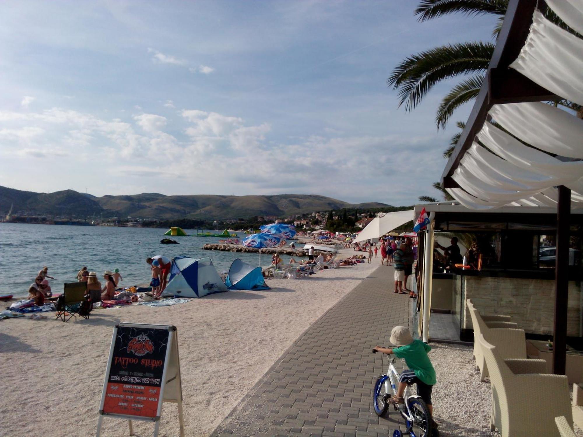Apartment Sea&Sun Trogir Bagian luar foto